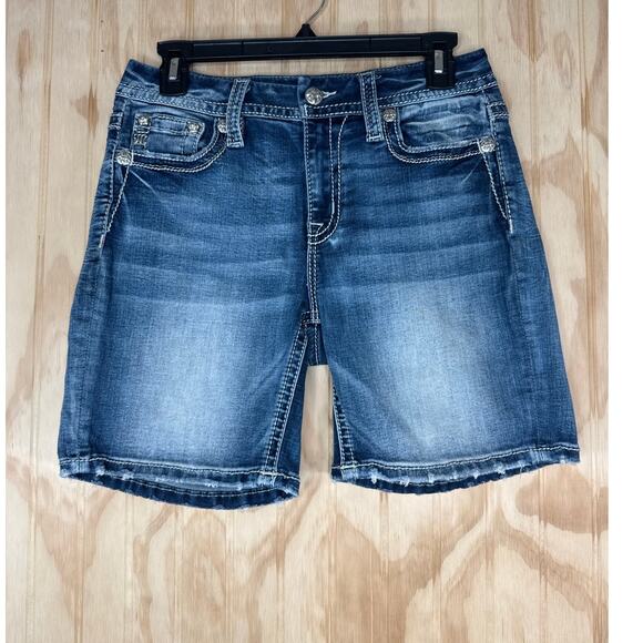 Miss Me Curvy Midi Denim Shorts Size 8 Short Blue Stretch Y2K Embellished - Picture 1 of 10